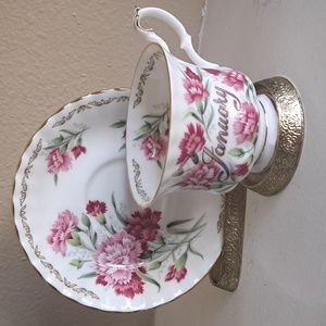 Bone China Tea Cup and saucer  E & R GOLDEN CROWN JANUARY CARNATION (E30)